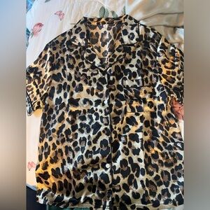 Brand new open the package to take the pictures leopard print lounge set